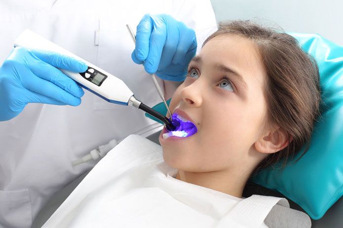 Salud dental de niños y adolescentes