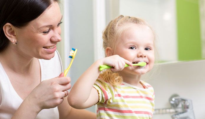 Técnicas de cepillado dental para niños y adultos